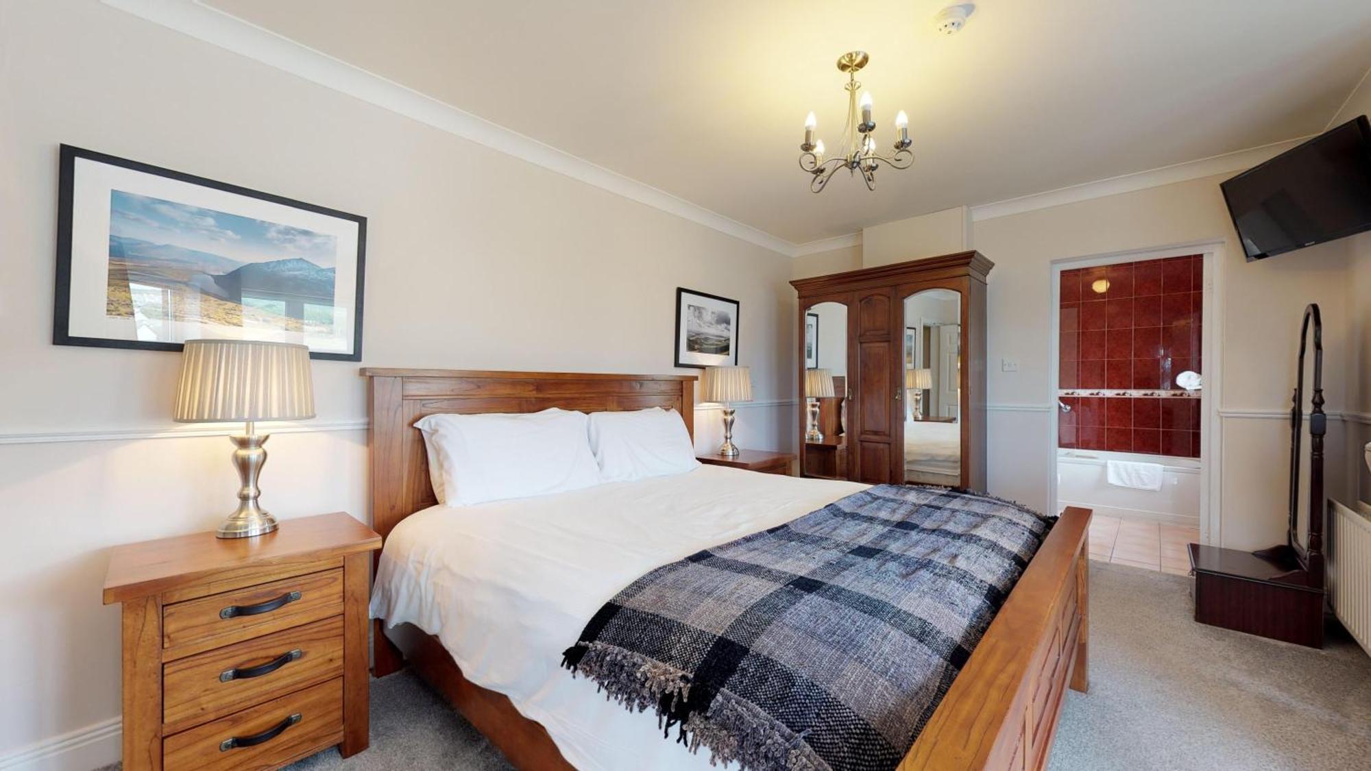 Отель Milltown House Дингл Номер фото